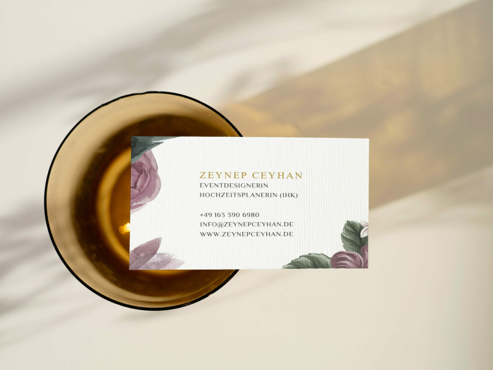 Visitenkarte Zeynep Ceyhan